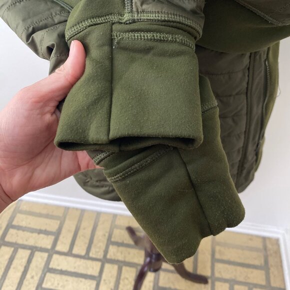 Lululemon First Mile Quilted Jacket Green - Picture 4 of 14